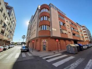 Lloguer Local Comercial a Alquenència - Venècia. Local comercial esquina a dos calles