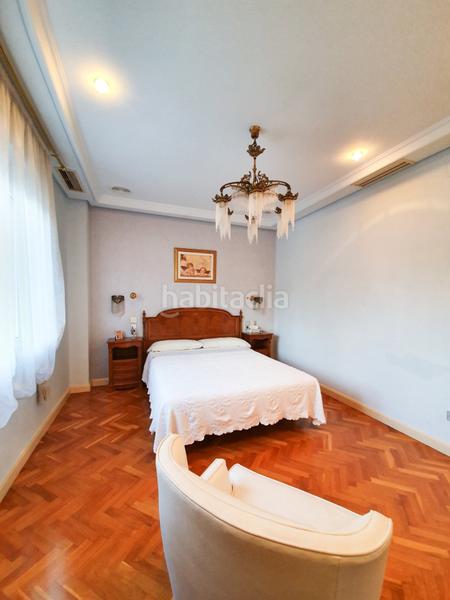 Foto 1a5c43fc-5ed5-4df4-8fa6-ae79c1878514. Chalet avec chauffage parking piscine dans Ciutat Jardí - Torreta Verdí Elche / Elx