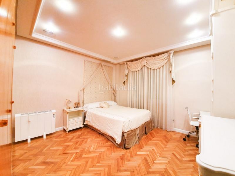 Foto 1c79c9a2-1f23-4d7a-8e3e-6056accf8cf7. Chalet avec chauffage parking piscine dans Ciutat Jardí - Torreta Verdí Elche / Elx