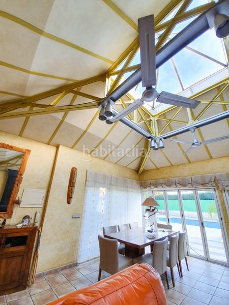 Foto 3ff24aa0-0dba-4d34-be66-4c2aef1b920c. Chalet avec chauffage parking piscine dans Ciutat Jardí - Torreta Verdí Elche / Elx