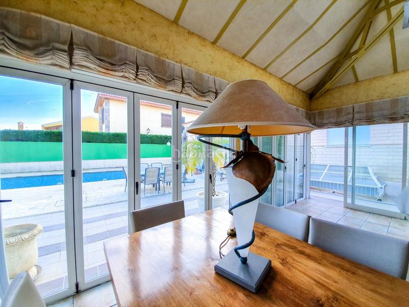 Foto 458a4a08-d68e-44c8-9359-d885d2d80214. Chalet avec chauffage parking piscine dans Ciutat Jardí - Torreta Verdí Elche / Elx