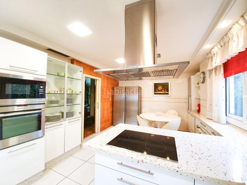 Foto 46d3840c-a558-475c-be91-097b194a3ff3. Chalet avec chauffage parking piscine dans Ciutat Jardí - Torreta Verdí Elche / Elx