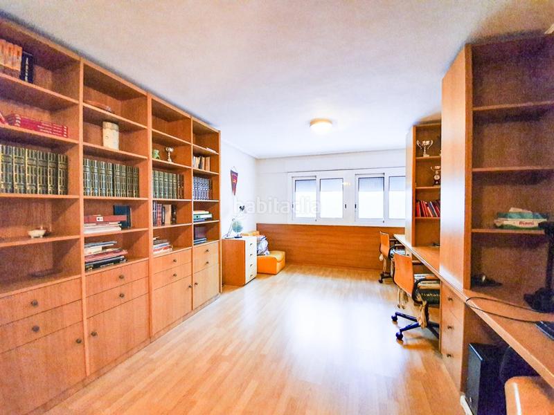 Foto 56ee2470-06b6-41e1-a338-ff95dd4a9d46. Chalet avec chauffage parking piscine dans Ciutat Jardí - Torreta Verdí Elche / Elx