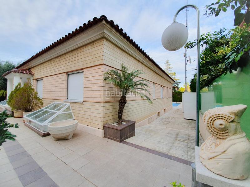 Foto 5d0b68b7-4cd7-49a4-902e-83bbea9ade2e. Chalet avec chauffage parking piscine dans Ciutat Jardí - Torreta Verdí Elche / Elx