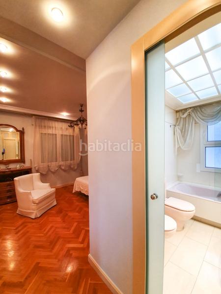 Foto 8758726b-aacd-4815-8108-ae365d727bd5. Chalet avec chauffage parking piscine dans Ciutat Jardí - Torreta Verdí Elche / Elx