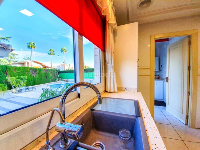 Foto 93732dfe-681c-44cb-b020-ea2c8eccefaa. Chalet avec chauffage parking piscine dans Ciutat Jardí - Torreta Verdí Elche / Elx