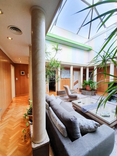 Foto 9b53bf59-0a24-420e-bb7c-2a7781c08a17. Chalet avec chauffage parking piscine dans Ciutat Jardí - Torreta Verdí Elche / Elx