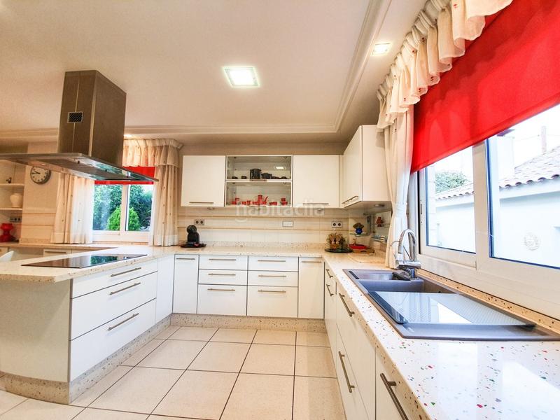 Foto aebb5bc7-9047-497e-baf5-771ae0ba1f59. Chalet avec chauffage parking piscine dans Ciutat Jardí - Torreta Verdí Elche / Elx