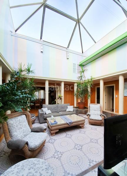 Foto afa1f1dd-7d03-4e4f-8180-9aeb4fdea3e6. Chalet avec chauffage parking piscine dans Ciutat Jardí - Torreta Verdí Elche / Elx