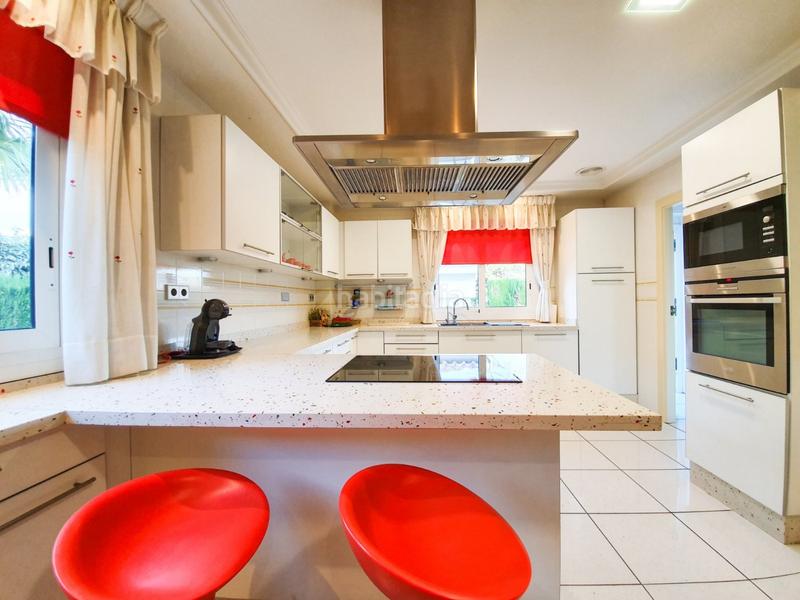 Foto afb4fd88-3e67-477f-b87d-ce778ba5f89d. Chalet avec chauffage parking piscine dans Ciutat Jardí - Torreta Verdí Elche / Elx