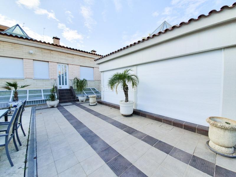 Foto d2f192dc-dcb8-4fb0-9c68-543a06eac166. Chalet avec chauffage parking piscine dans Ciutat Jardí - Torreta Verdí Elche / Elx