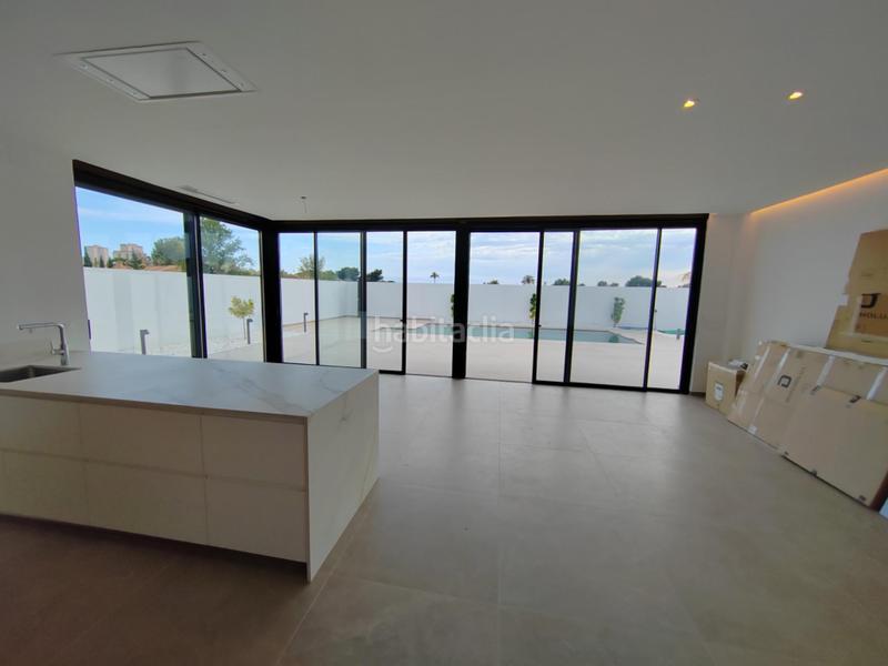 Foto 4e533cbf-1a22-4318-b75b-4a2a78fc4ae7. Xalet amb calefacció aparcament piscina a La Font-Mezquitas San Juan de Alicante