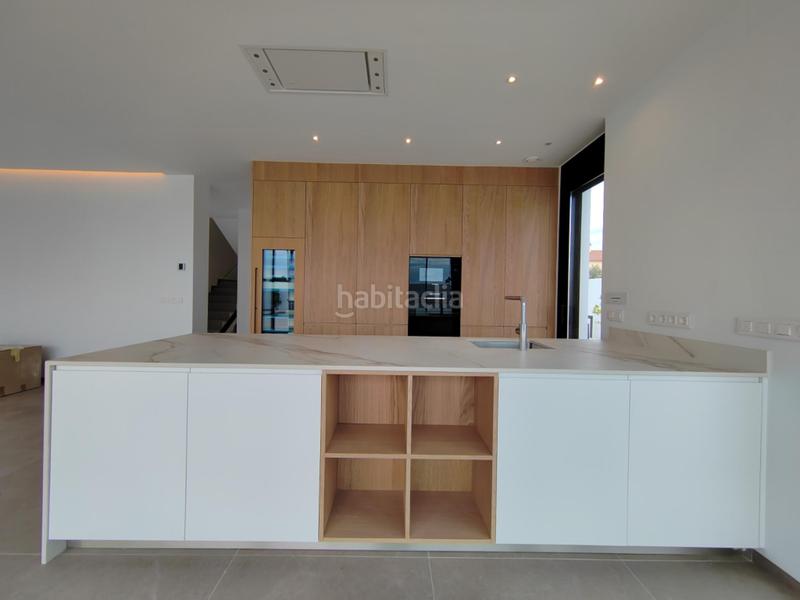 Foto 9c4151fc-9a70-46d8-9d91-91ec88672958. Xalet amb calefacció aparcament piscina a La Font-Mezquitas San Juan de Alicante