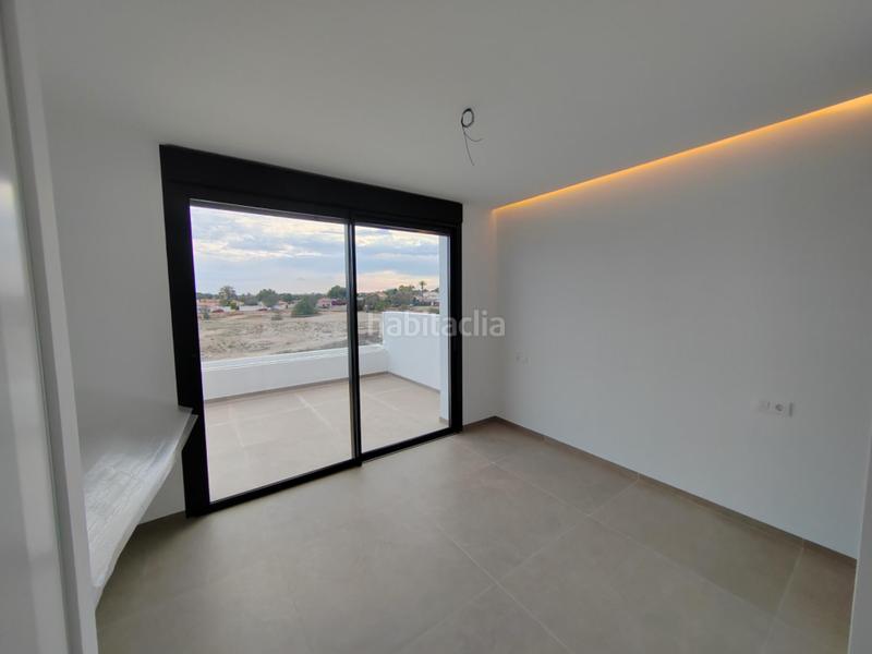 Foto c8f2e580-936d-4075-80cb-db794599aa74. Xalet amb calefacció aparcament piscina a La Font-Mezquitas San Juan de Alicante