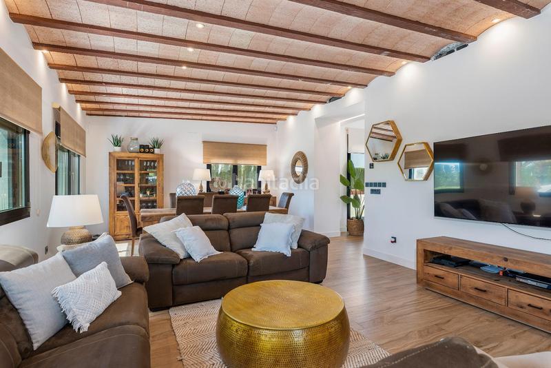 Foto c898955f-68a2-48d9-b258-adce471a5e21. Xalet amb calefacció aparcament piscina a Las Bayas Elche / Elx