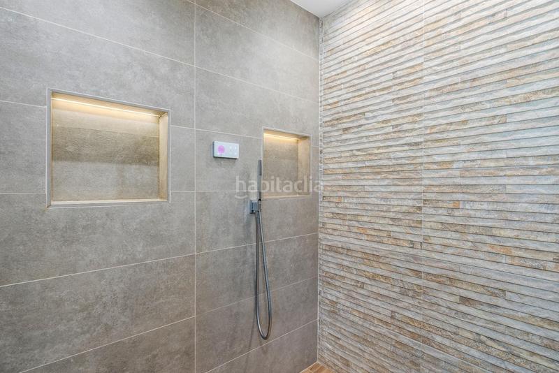 Foto ff66039b-57fa-4dd1-8619-ff4b36f9d7a9. Xalet amb calefacció aparcament piscina a Las Bayas Elche / Elx