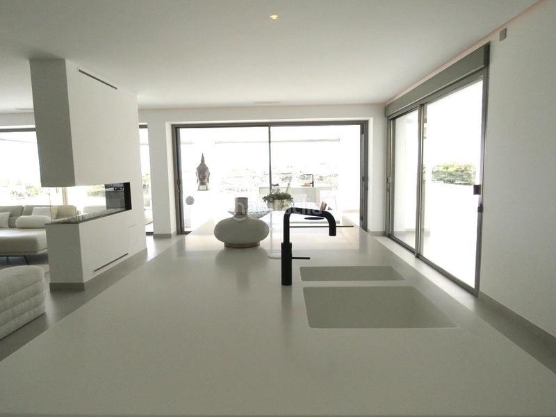 Foto 752615c0-03a4-43a7-89c7-0be6fcd7023d. Xalet amb calefacció aparcament piscina a Rojales