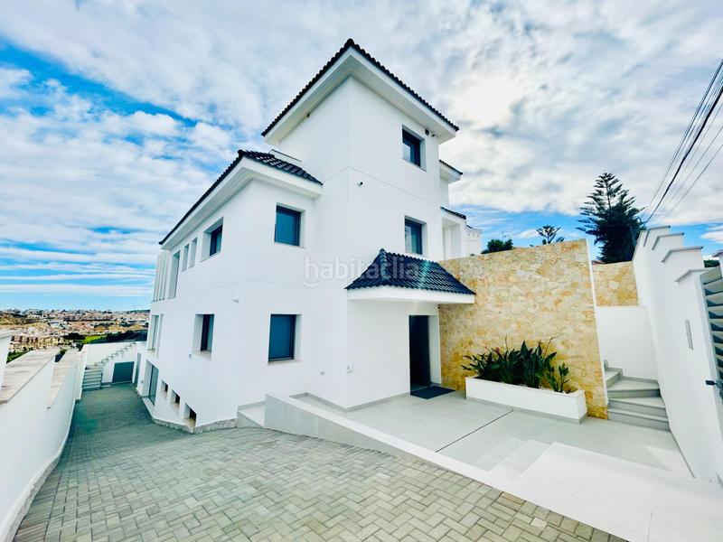 Foto 8875aa73-10cc-46ed-94a7-c79743637ace. Xalet amb calefacció aparcament piscina a Rojales