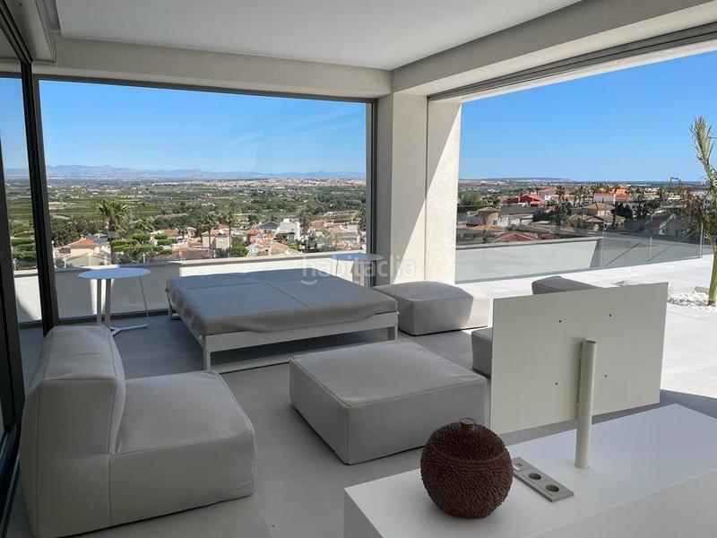 Foto 88a12c23-f7a7-46fb-b63b-8b4cb372079e. Xalet amb calefacció aparcament piscina a Rojales