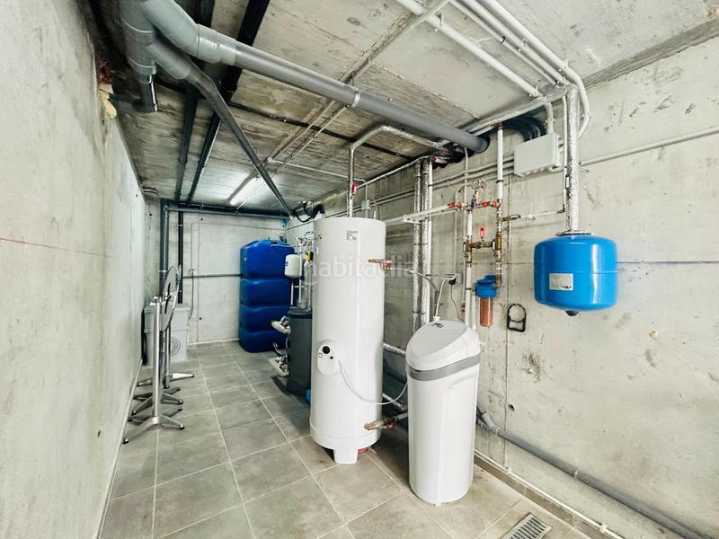 Foto bdac89b7-825c-4eae-9b65-d85eb2ca133c. Xalet amb calefacció aparcament piscina a Rojales