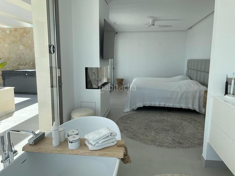 Foto db7749de-98be-4430-8622-02f80bf10d32. Xalet amb calefacció aparcament piscina a Rojales