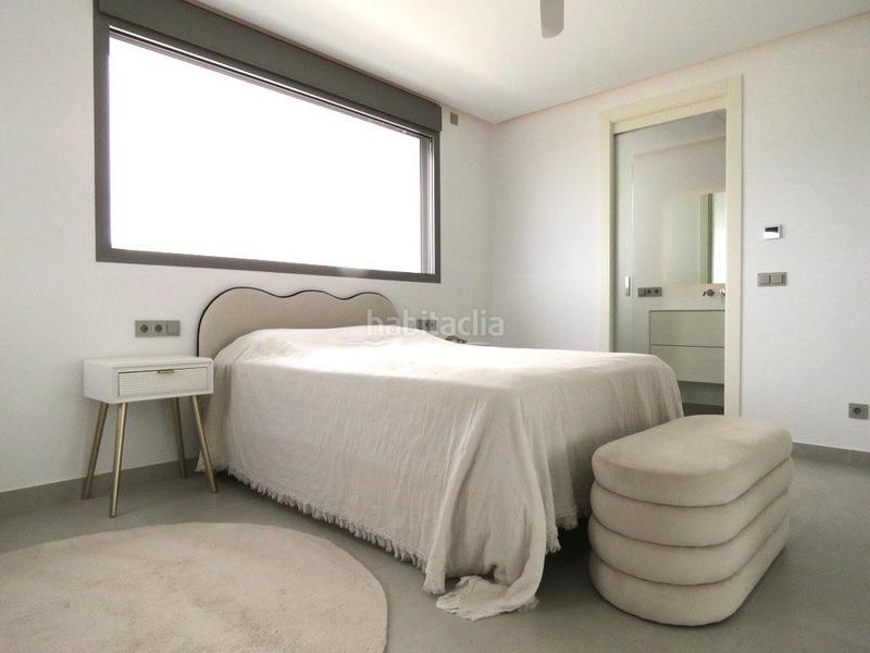 Foto e9c20a5f-d31e-4ffc-b33c-2a213b642436. Xalet amb calefacció aparcament piscina a Rojales