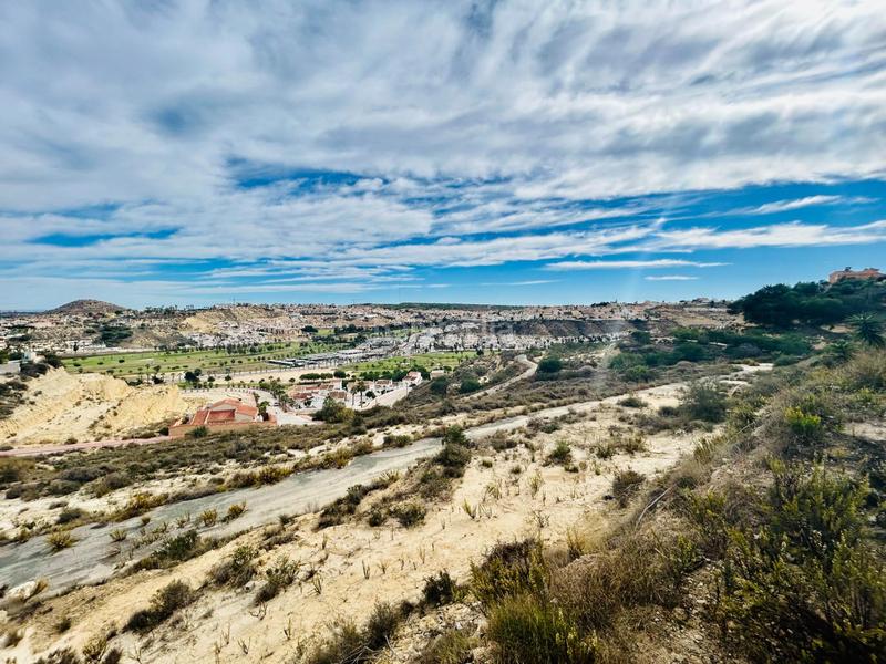 Foto f2b57b32-1a07-4888-b934-a16b57c47708. Xalet amb calefacció aparcament piscina a Rojales