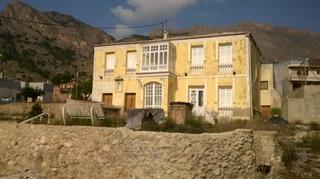 Terreny residencial a Orihuela Ciudad. Finca  falda de la sierra de orihuela