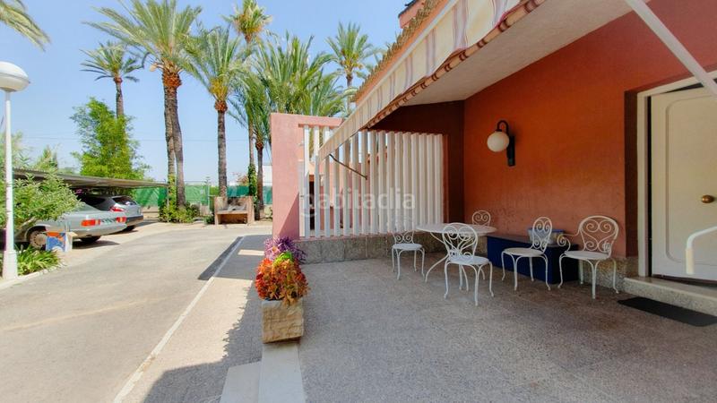 Foto 1bd5b38a-ecbd-4532-bf11-3eb8f1ea1402. Chalet venta chalet, casa invitados, piscina, pista deportiva, huerto, zona hospital elche en Elche / Elx