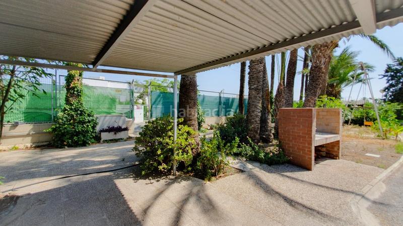 Foto 470100a5-d127-4a05-ab3f-d76debca2c01. Chalet venta chalet, casa invitados, piscina, pista deportiva, huerto, zona hospital elche en Elche / Elx