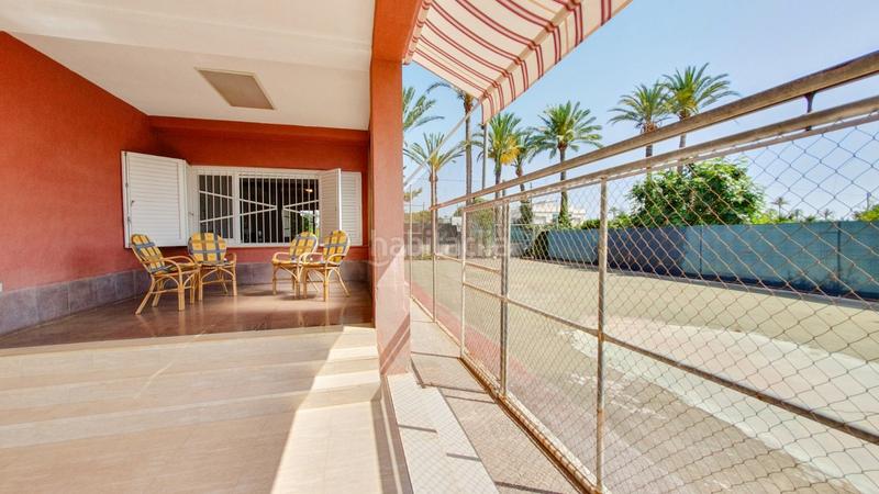 Foto dc1889e0-b894-4206-ad72-c451f15e1b77. Chalet venta chalet, casa invitados, piscina, pista deportiva, huerto, zona hospital elche en Elche / Elx