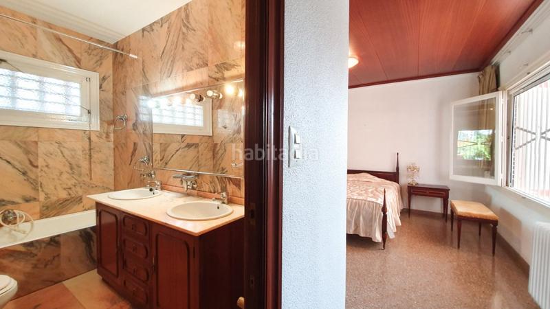 Foto f5e0321b-2feb-4957-bd7e-ee7d118f274a. Chalet venta chalet, casa invitados, piscina, pista deportiva, huerto, zona hospital elche en Elche / Elx