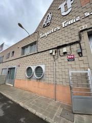 Industrial building in San Crispín