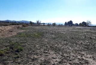 Propriété à Monforte del Cid. Venta de suelo urbanizable residencial en sendero orito, poligon