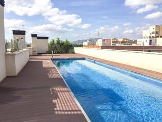 Pis a Altabix. Piso con piscina y 2 plazas de garajes en pleno barrio de altabi
