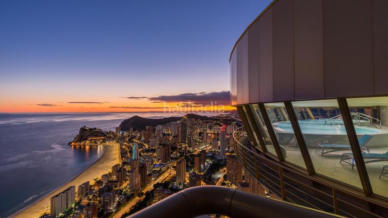 Foto 71fca30d-84a6-45d6-8722-e61ed4567ab1. Apartament amb calefacció aparcament piscina a Playa Poniente Benidorm