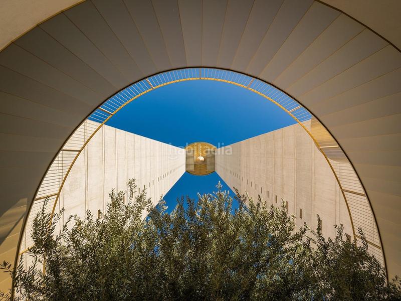 Foto a80ab9f1-de3d-47dd-8794-9b35d79600d9. Apartament amb calefacció aparcament piscina a Playa Poniente Benidorm