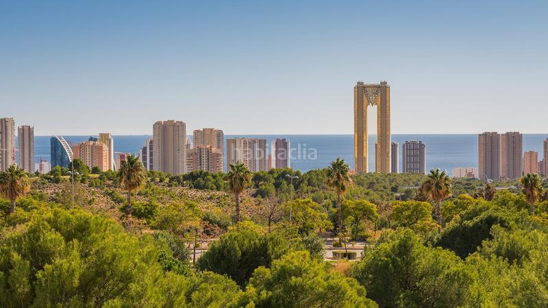 Foto c47e198f-f6ef-4ffb-ba52-62dc0fe84424. Apartament amb calefacció aparcament piscina a Playa Poniente Benidorm
