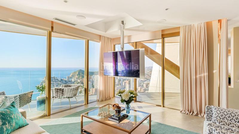 Foto d43295b2-d461-4cc1-bb82-35118ed4af9d. Apartament amb calefacció aparcament piscina a Playa Poniente Benidorm