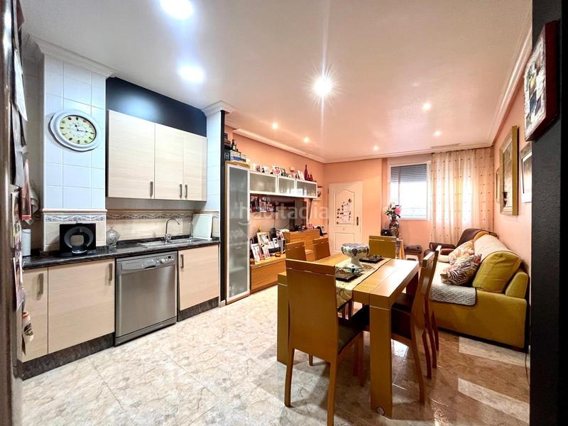 Foto abb632b1-8dda-465a-a927-1ede79733c84. Piso impecable planta baja en zona San Crispín en Elche / Elx