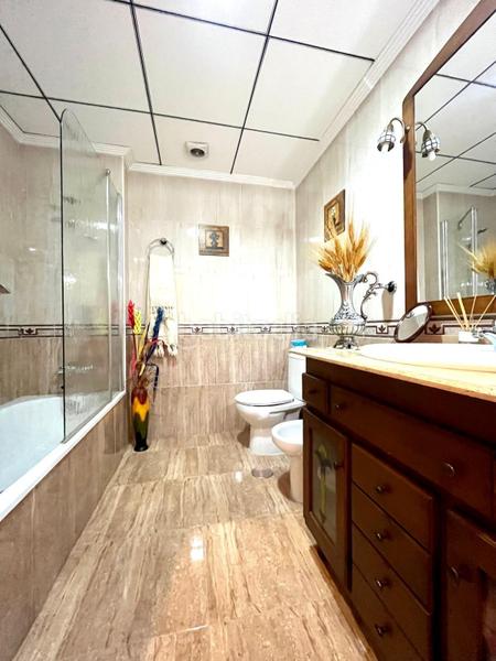 Foto f7b2d62e-5223-4388-a0b0-c0443f30fdc3. Piso impecable planta baja en zona San Crispín en Elche / Elx