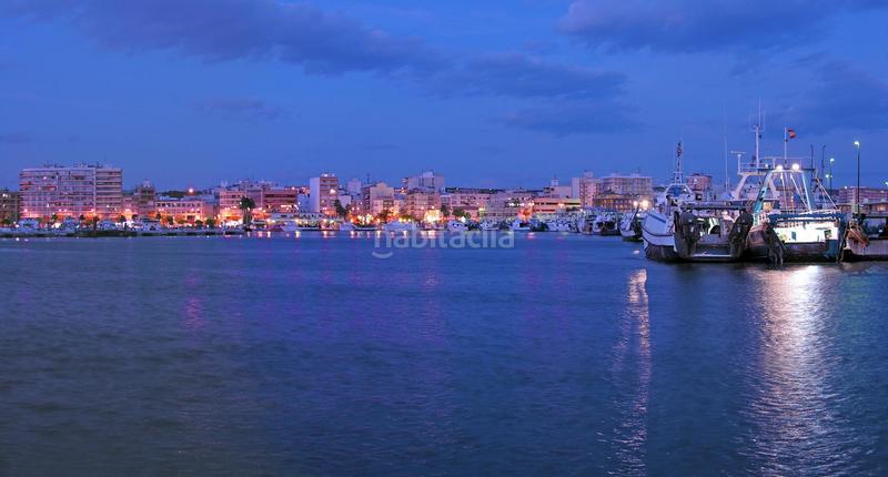 Foto e36e2e6c-af07-4b65-899e-bd31e28dca2b. Planta baixa amb calefacció aparcament piscina a Santa Pola