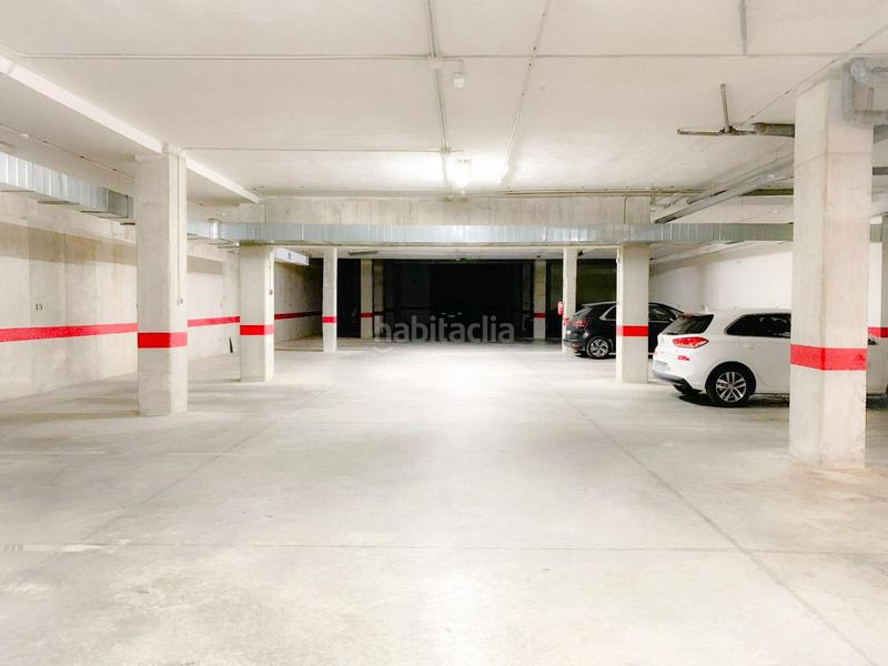 Foto 13321fe0-a622-41d5-9d4e-dbca4f3f8f9d. Planta baixa amb calefacció aparcament piscina a Elche / Elx