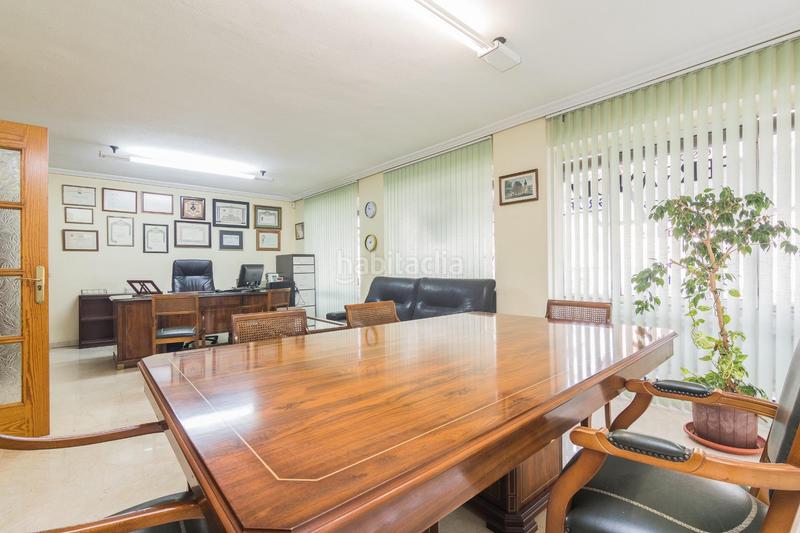 Foto 385f7fe4-fde7-454d-811d-ee8c2ba03946. Location local commercial dans Pont Nou - Corazón de Jesús Elche / Elx