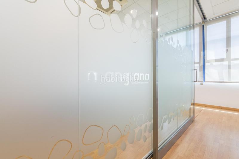 Foto 23987b68-125c-4c77-b236-3916d9a792b2. Rent business premise in Torrellano Elche / Elx