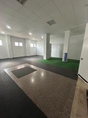 Lloguer Local Comercial  Plaza castilla. Local en alquiler junto plaza castilla!!