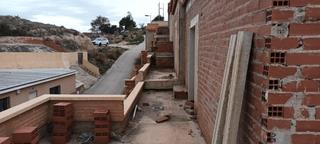 Edifici  Calle san isidro. Inversores!!! en venta 14 viviendas adosadas al 60 en  crevillen