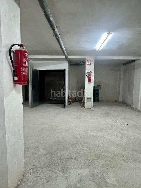 Foto 49c57141-63cb-43bf-87bd-ea1ff60cc0d0. Alquiler local comercial superlocal de 3 plantas!!! en alquiler en Elche / Elx