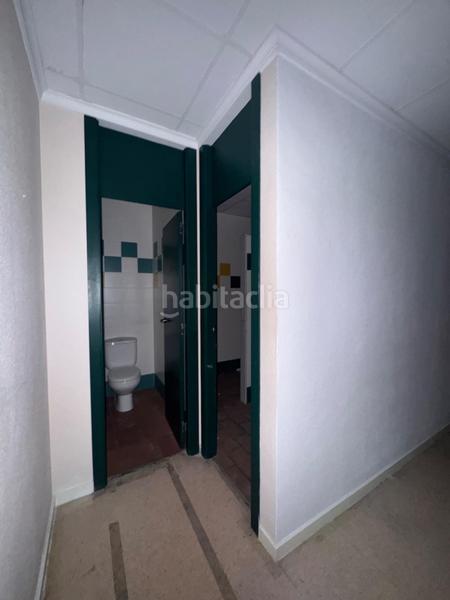 Foto 9eebda05-fe88-40fe-9dc2-9d12efe66b17. Lloguer local comercial a Nou Altabix Elche / Elx