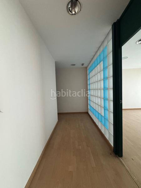 Foto 3a646009-e427-49ea-a875-53fbc95ce349. Rent business premise in Nou Altabix Elche / Elx